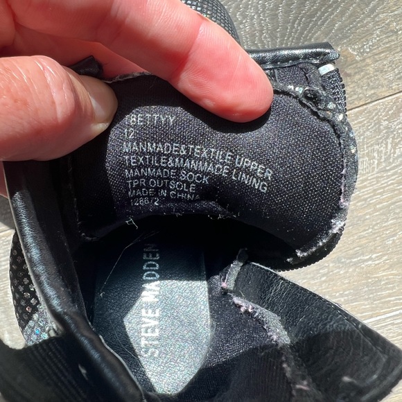 Girl 12t Steve Madden boots - Picture 2 of 6